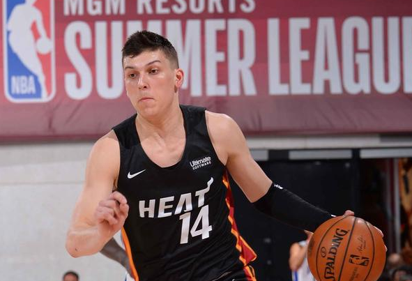 详细阅读:热火新秀表现惊艳,全场观众掌声不断,怎么一下男人今天.的简单介绍kaiyun·(中国)官方网站 热火新秀表现惊艳,全场观众掌声不断,怎么一下男人今天.的简单介绍kaiyun·(中国)官方网站