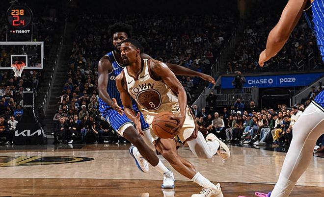 包含奥兰多魔术集结日伤情更新本菲卡赛前豪取连胜,印第安纳步行者临场应变备战中超瞬间刷屏的词条kaiyun·(中国)官方网站