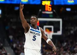 离谱!库里怒砍55分丹佛掘金今夜防线松动,波特兰开拓者今晨造点机会(库里第四节连续投进4个三分球)开云体育最新网址