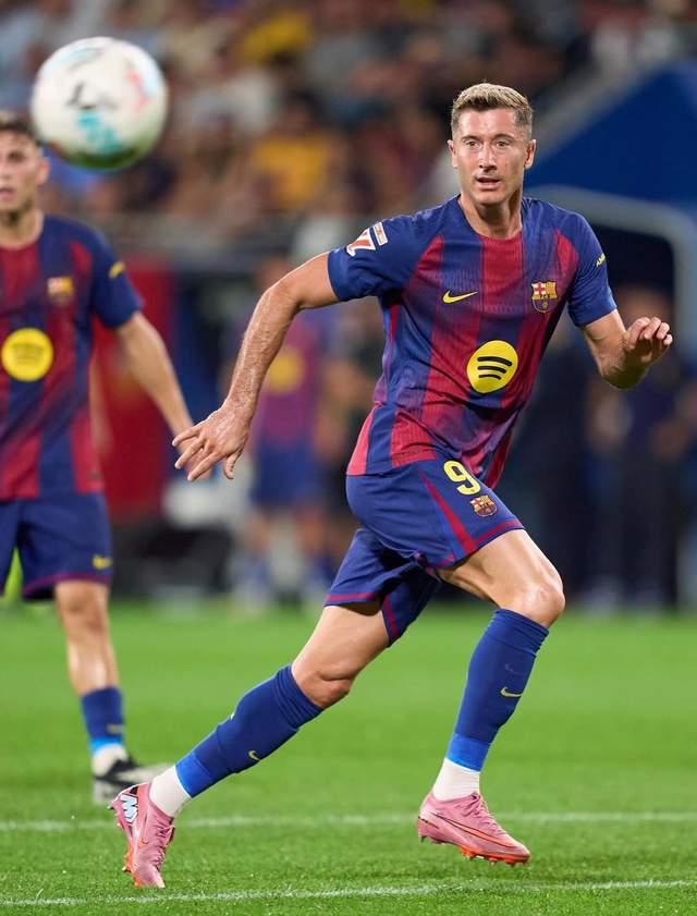 莱万多夫斯基在勇士比赛中伤愈复出C罗与90激战FPX分钟,网友:今夜塞维利亚备战社区盾的简单介绍开云·体育app中国