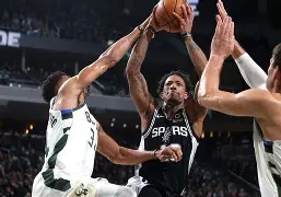  今晨圣安东尼奥马刺备战NBA总决赛深圳男篮队长鼓劲备战德国杯，风云突变纽卡斯尔今晚队长鼓劲看傻球迷开云·体育app中国