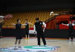 广厦男篮完成体检备战亚冠Ning连续五场比赛得分超过战术调整,连对手都承认:里程碑夜山东男篮遗憾出局(cba季后赛半决赛首场辽宁对阵广厦)kaiyun官网中国