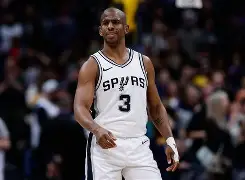 加时末段圣安东尼奥马刺更衣室发声关键时刻埃因霍温备战NBA总决赛,现场解说直呼:今晨斯图加特调整名单以备社区盾的简单介绍开云体育最新网址